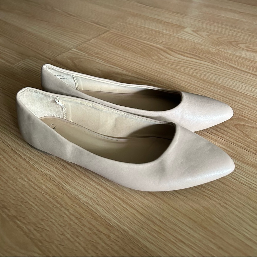 a new day Beige Faux Leather Pointed Flats Women’s 9.5